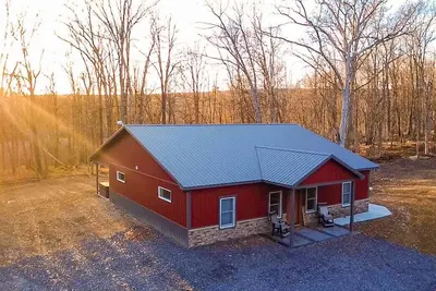 Image de Snaggy Mountain Oasis - Private 3br Escape w/ Hot Tub & Fire Pit