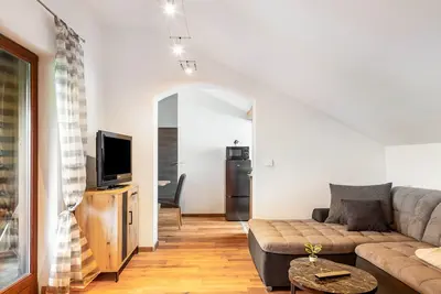 Image de Appartement 'Rachel' avec vue sur la montagne, terrasse partagée et Wi-Fi