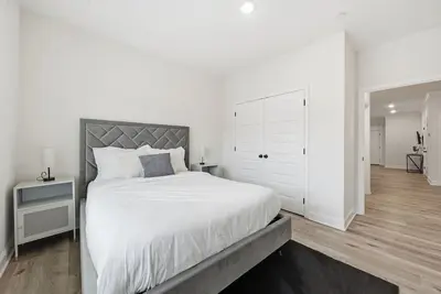 Image de Stylish 2br/2ba Stay · Open Layout