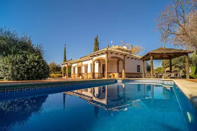 Image de Superbe maison à Arriate avec piscine privée, utilisable à l'intérieur.