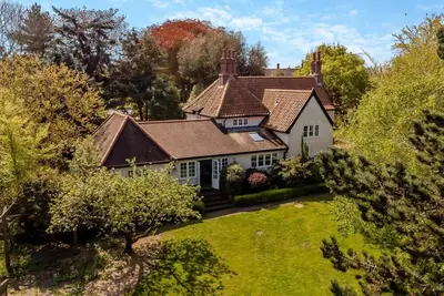 Image de 5 Bed in Walberswick (oc-hfairh)