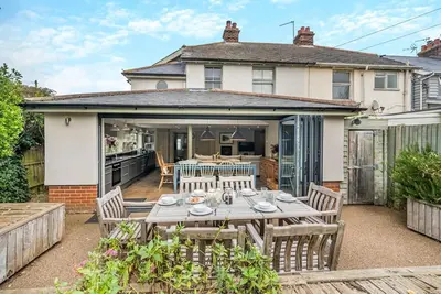 Image de 4 Bed in Southwold (oc-hskimm)