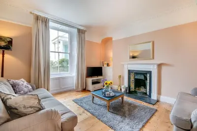 Image de 3 Bed in Penzance (oc-p00756)