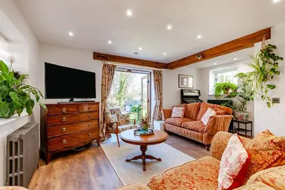 Image de 3 Bed in Sandwich (oc-g31050)