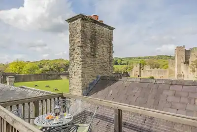 Image de 2 Bed in Ludlow (oc-c31883)