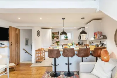 Image de 2 Bed in Richmond (oc-f31871)