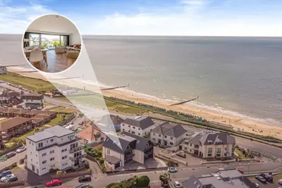 4 Bed in Bournemouth (oc-e32247)