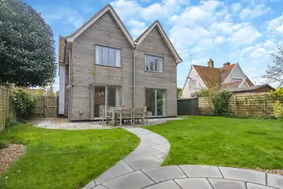 Image de 4 Bed in Walberswick (oc-pemb)
