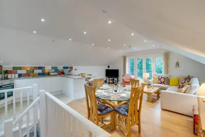 Image de 2 Bed in Langland (oc-hh20)