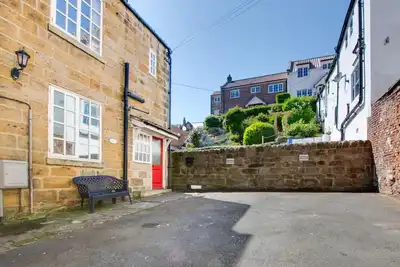 Image de 2 Bed in Whitby (oc-w966)