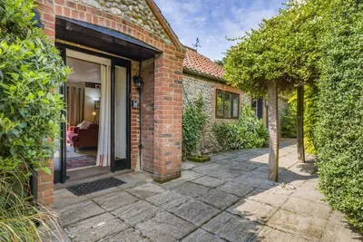 Image de 2 Bed in Sharrington (oc-h32406)