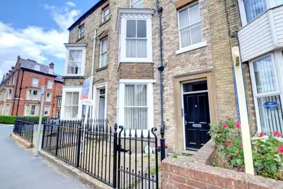 Image de 2 Bed in Whitby (oc-w026)