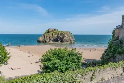 Image de 3 Bed in Tenby (oc-p32426)