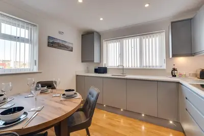 2 Bed in Whitby (oc-w905)