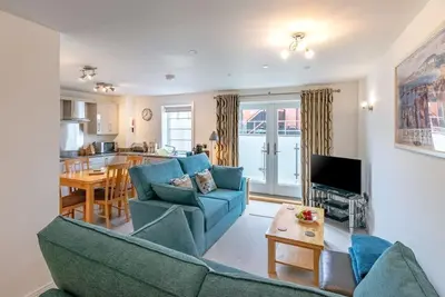 2 Bed in Whitby (oc-w814)