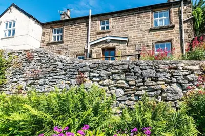 3 Bed in Bakewell (oc-dckno)