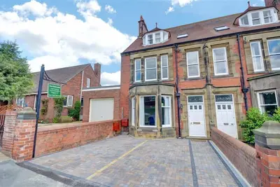 Image de 3 Bed in Whitby (oc-r565)