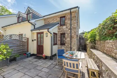 Image de 2 Bed in Swansea (oc-b32621)