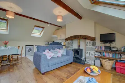 Image de 2 Bed in Machynlleth (oc-wad305)
