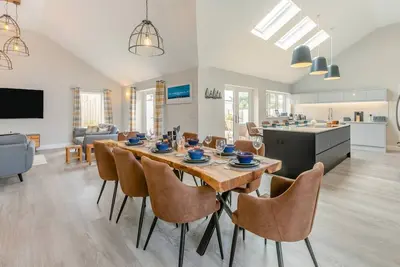 Image de 4 Bed in Padstow (oc-r32776)