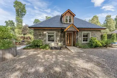 Image de 3 Bed in Birnam (oc-o32901)