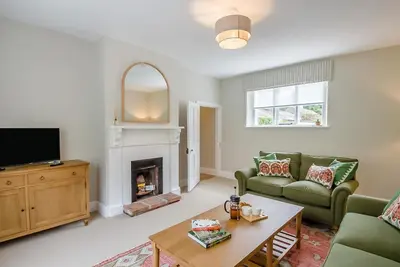 Image de 2 Bed in Mannington (oc-g32751)