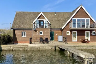 Image de 3 Bed in Horning (oc-1617)