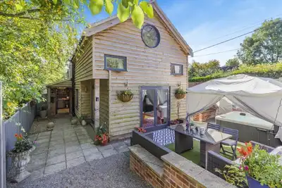 5 Bed in Blofield (oc-s33037)