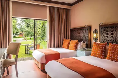 Image de Experience Helicopter Flights through Batoka Gorge! 3 Spacious Units, Pool, Spa!