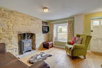 Image de 2 Bed in Swanage (oc-wy382)