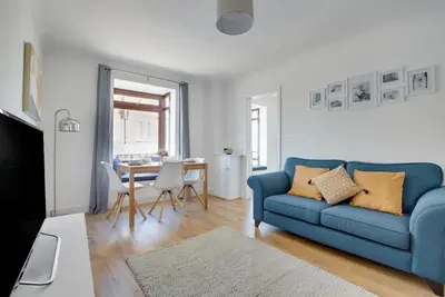 Image de 2 Bed in Swanage (oc-wy547)