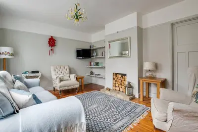 Image de 2 Bed in Woodbridge (oc-g23)