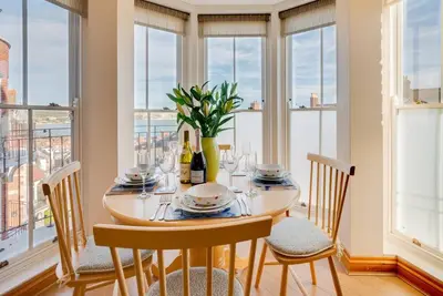 Image de 2 Bed in Swanage (oc-wy514)