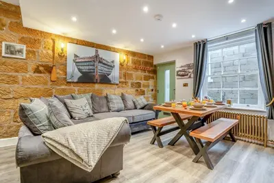 3 Bed in Whitby (oc-h33106)