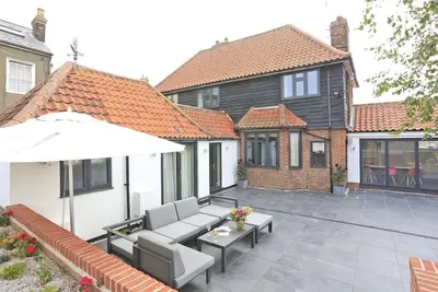 Image de 4 Bed in Southwold (oc-cast)