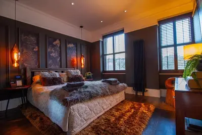 Image de 2 Bed in Holmfirth (oc-f33379)