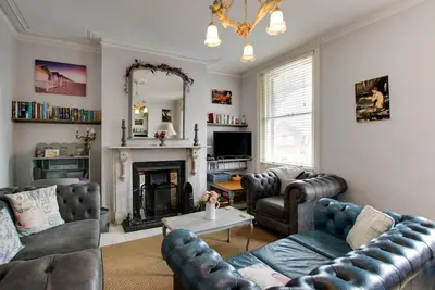 Image de 3 Bed in Swanage (oc-wy621)