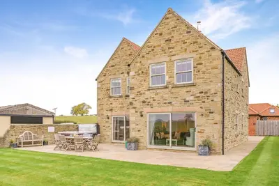 4 Bed in Catterick (oc-y33625)
