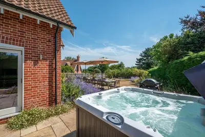 Image de 5 Bed in Walberswick (oc-hlwal)