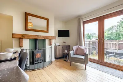 Image de 2 Bed in Nr. Newby Bridge (oc-ld168)