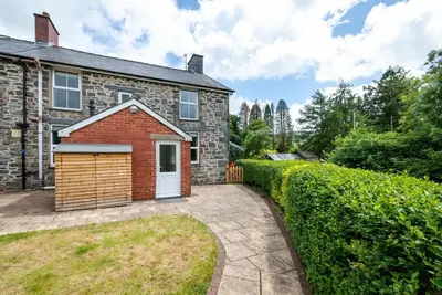 Image de 4 Bed in Machynlleth (oc-wad350)