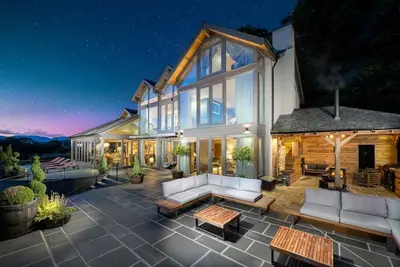Image de 6 Bed in Bowness-on-Windermere (oc-postkl)