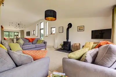 Image de 5 Bed in Briston (oc-1875)