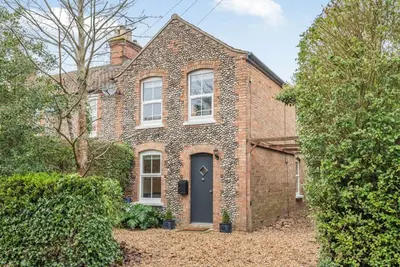 Image de 2 Bed in Holt (oc-2377)