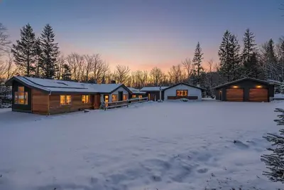 Image de Summit Ridge Lodge | 6-Br Retreat with Ski Access