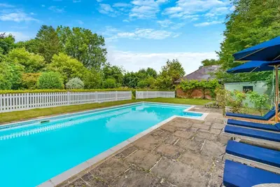 Image de 6 Bed in Appledore (oc-t27531)