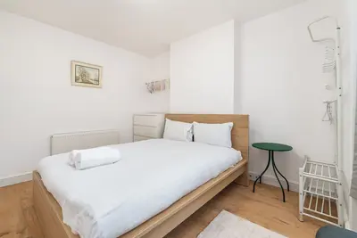 Image de Central, Cosy 1st floor Apartment - Pass the Keys