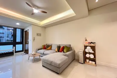 Image de Cozy apartment in the heart of the city - 3 Bedrooms/2 Bathrooms