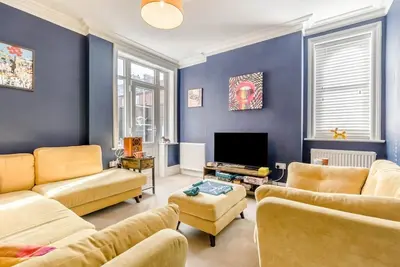 Image de 6 Bed in Cromer (oc-s28222)