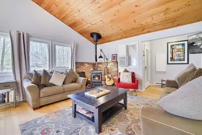 Image de Cozy Mountain Cabin- Near Lake & Pet-Friendly